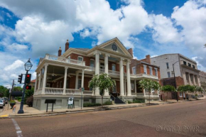 Гостиница The Guest House Historic Mansion  Натчез